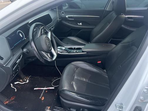 2021 Hyundai SONATA Limited