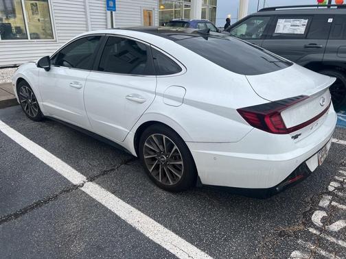 2021 Hyundai SONATA Limited