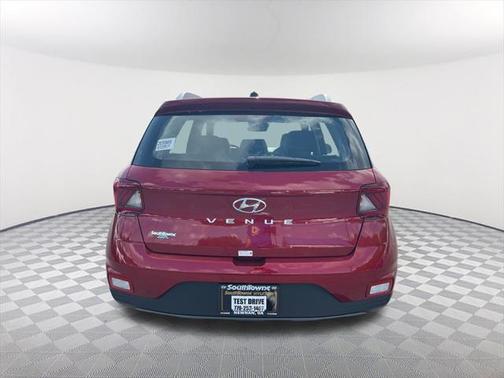2025 Hyundai VENUE Limited