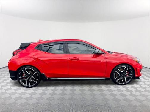 2022 Hyundai Veloster N Base