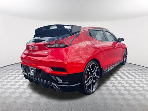 2022 Hyundai Veloster N Base