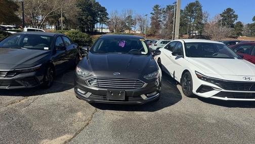 2017 Ford Fusion SE