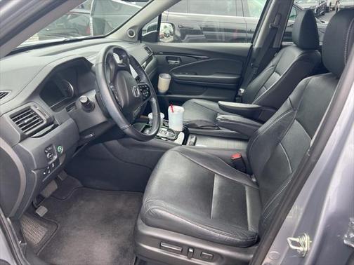 2020 Honda Pilot AWD Elite