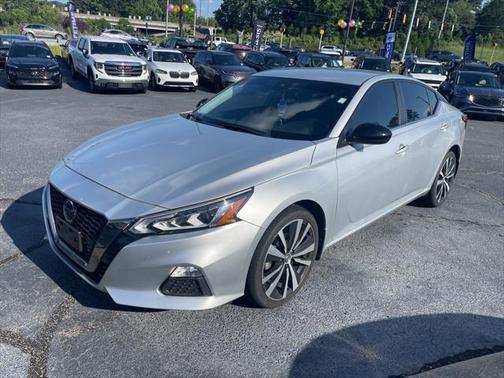 2022 Nissan Altima SR Intelligent AWD
