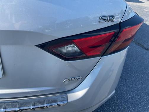 2022 Nissan Altima SR Intelligent AWD