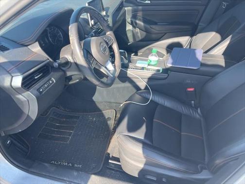 2022 Nissan Altima SR Intelligent AWD