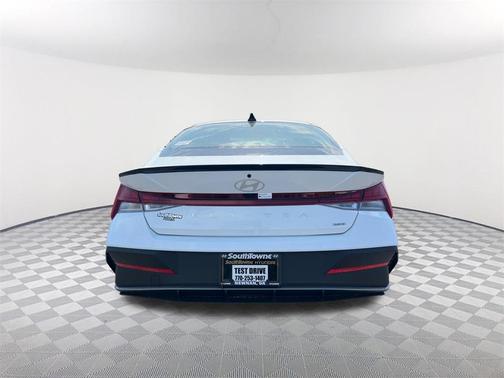 2025 Hyundai ELANTRA HEV SEL Sport