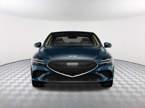 2025 Genesis G70 2.5T RWD