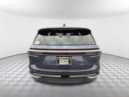 2024 Lincoln Nautilus Reserve