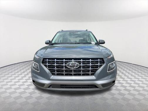 2024 Hyundai VENUE Limited