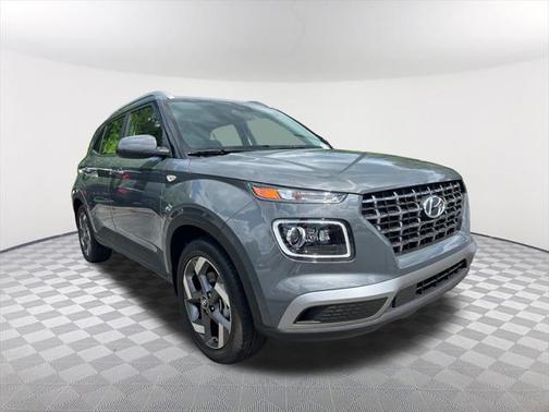 2024 Hyundai VENUE Limited