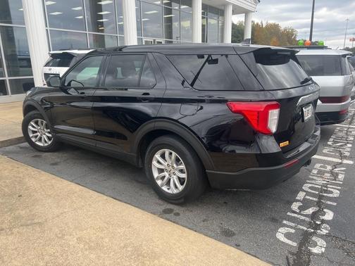 2021 Ford Explorer Base