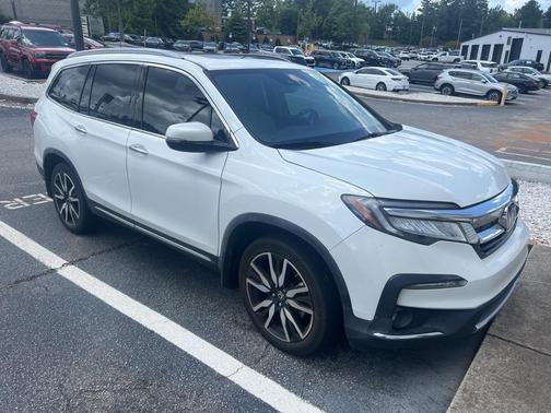 2020 Honda Pilot Touring 8-Passenger