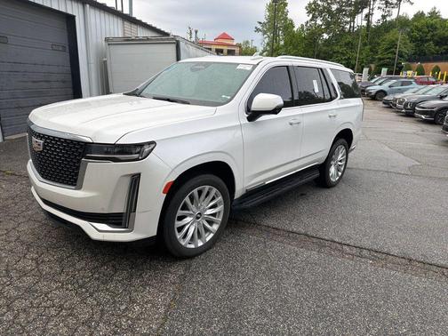 Crystal White Tricoat 2024 Cadillac Escalade Luxury