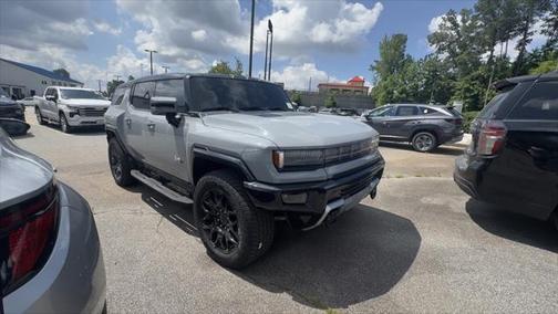 2024 GMC HUMMER EV SUV 2X
