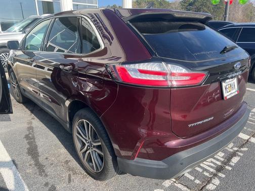 2021 Ford Edge Titanium