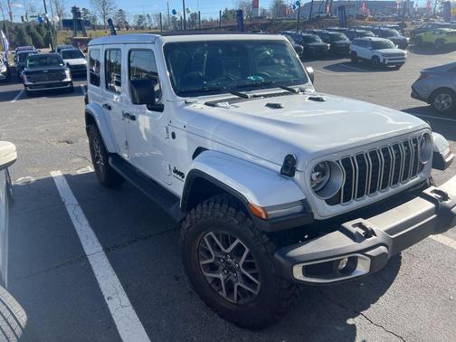 2025 Jeep Wrangler 4-Door Sahara 4x4
