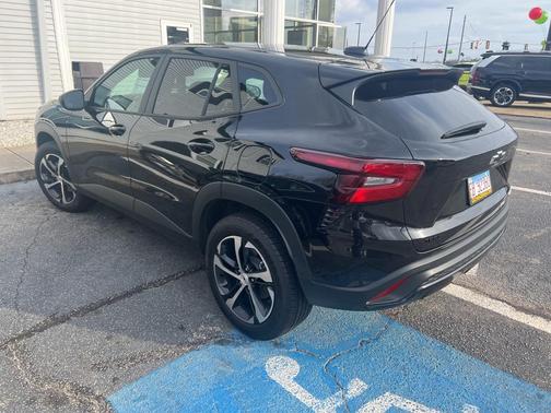 2025 Chevrolet Trax FWD 1RS