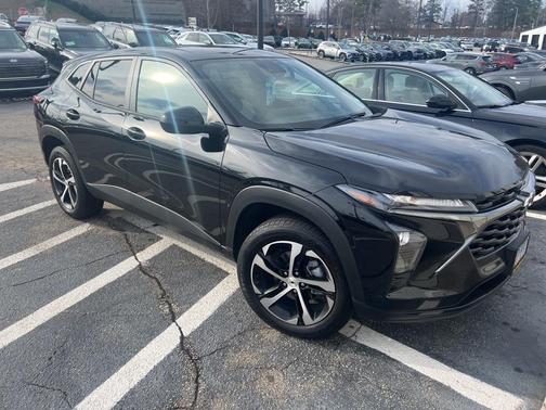 2025 Chevrolet Trax FWD 1RS