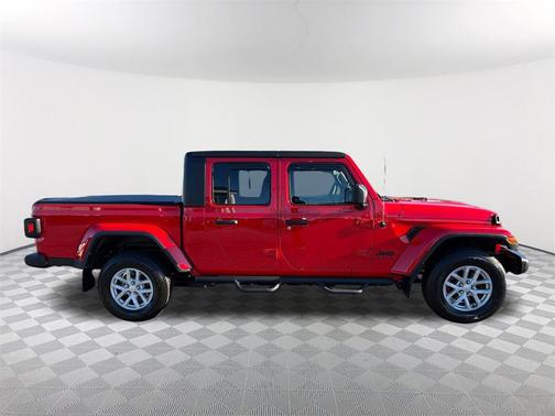 2023 Jeep Gladiator Sport S