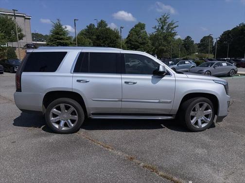 2020 Cadillac Escalade Luxury
