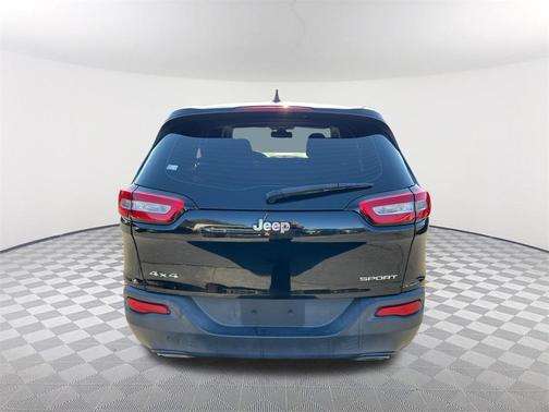 2017 Jeep Cherokee Sport