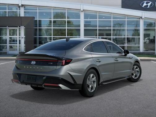 2025 Hyundai SONATA SE