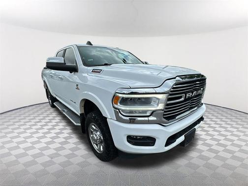 2022 RAM 2500 Laramie Crew Cab 4x4 6'4' Box