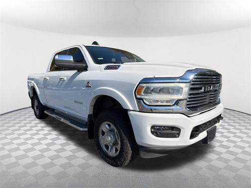 2022 RAM 2500 Laramie Crew Cab 4x4 6'4' Box