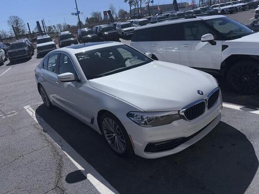 2018 BMW 530 530i