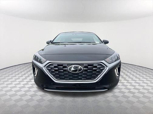 2020 Hyundai IONIQ Hybrid Limited