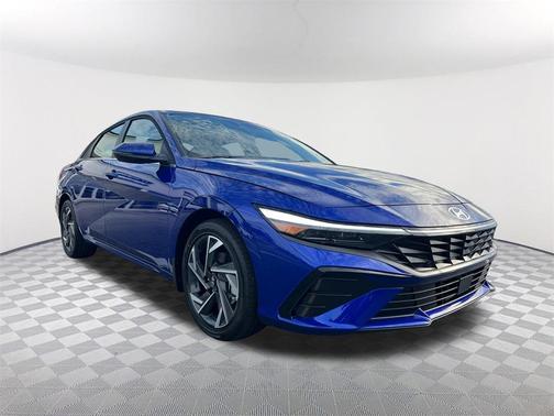 2025 Hyundai ELANTRA Limited