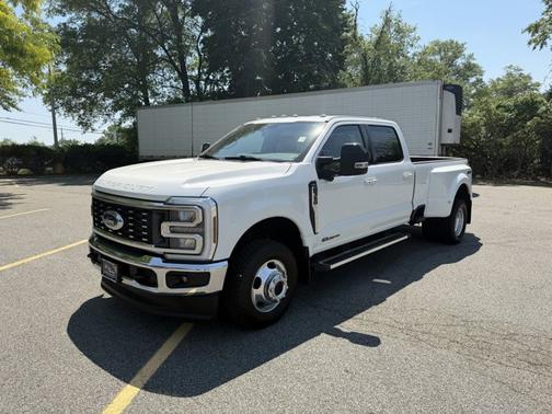 STAR WHITE 2024 Ford F-350 LARIAT SUPER DUTY