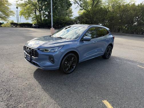 VAPOR BLUE METALLIC 2024 Ford Escape ST-LINE ELITE