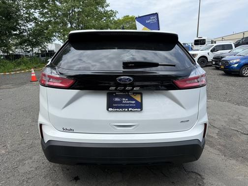2024 Ford Edge SE
