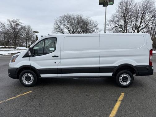 2024 Ford Transit-350 