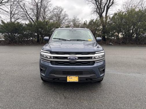 BLUE TINTED CLEARCOAT 2022 Ford Expedition XLT