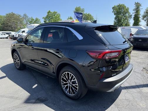 2024 Ford Escape PHEV