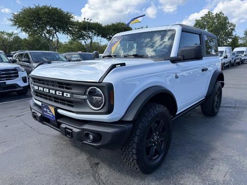 2024 Ford Bronco BLACK DIAMOND