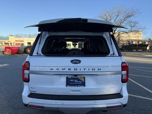 2023 Ford Expedition XLT