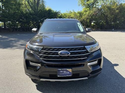 AGATE BLACK METALLIC 2023 Ford Explorer XLT