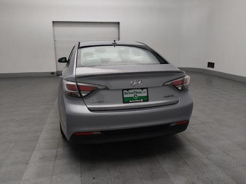 2016 Hyundai SONATA Hybrid SE