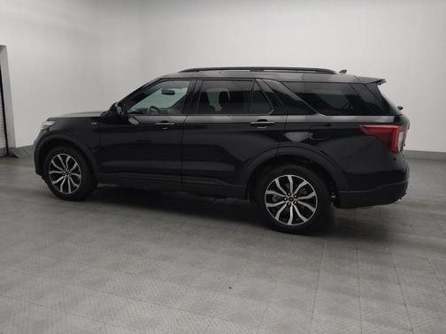 Agate Black Metallic 2022 Ford Explorer ST-Line