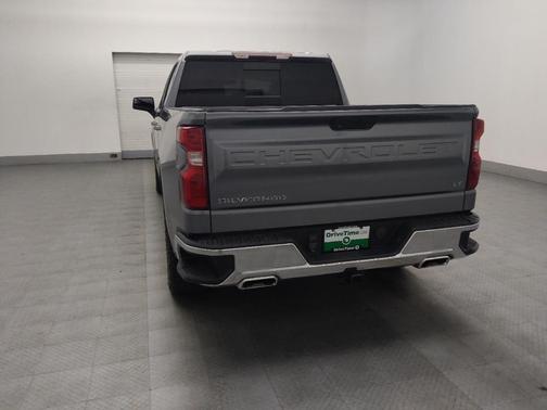 Gray 2019 Chevrolet Silverado 1500 LT