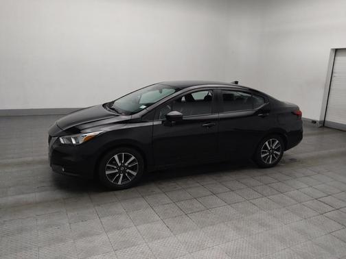 Super Black 2021 Nissan Versa 1.6 SV