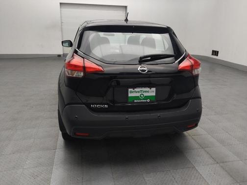 2020 Nissan Kicks S