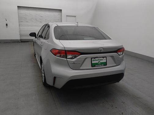 Classic Silver Metallic 2023 Toyota Corolla LE