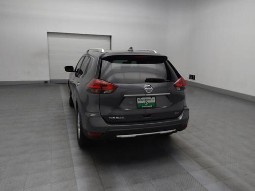 Gun Metallic 2017 Nissan Rogue SV
