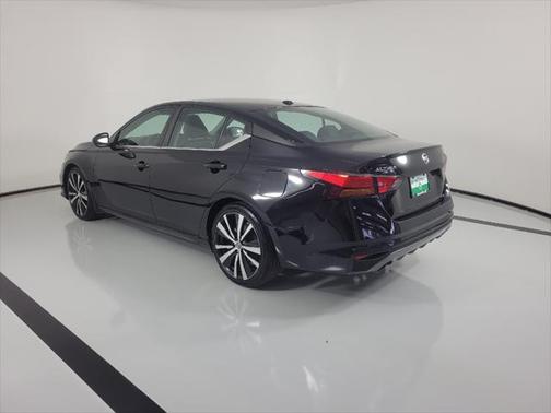 2020 Nissan Altima SR FWD
