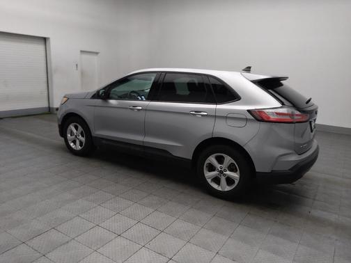2020 Ford Edge SE